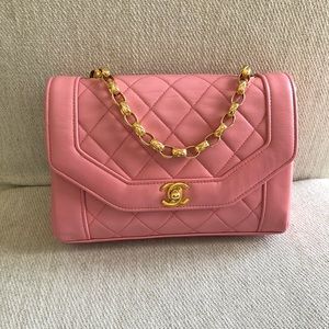 RARE Vintage Pink Chanel Diana Trapezoid Edge Flap
